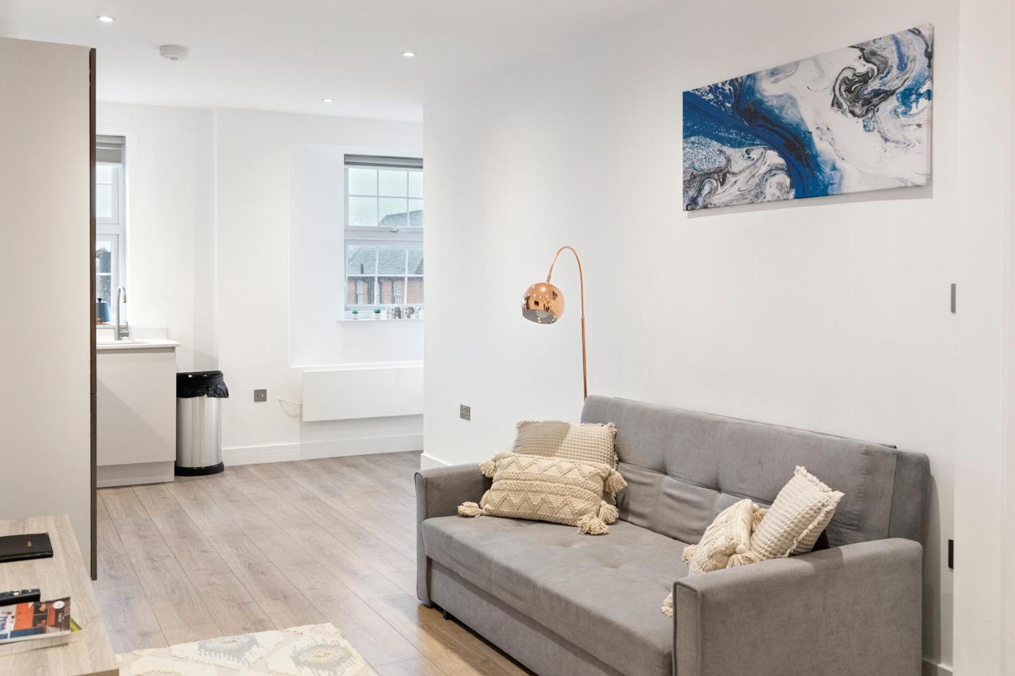 Bright And Spacious Apartment - Excellent Location 런던 외부 사진