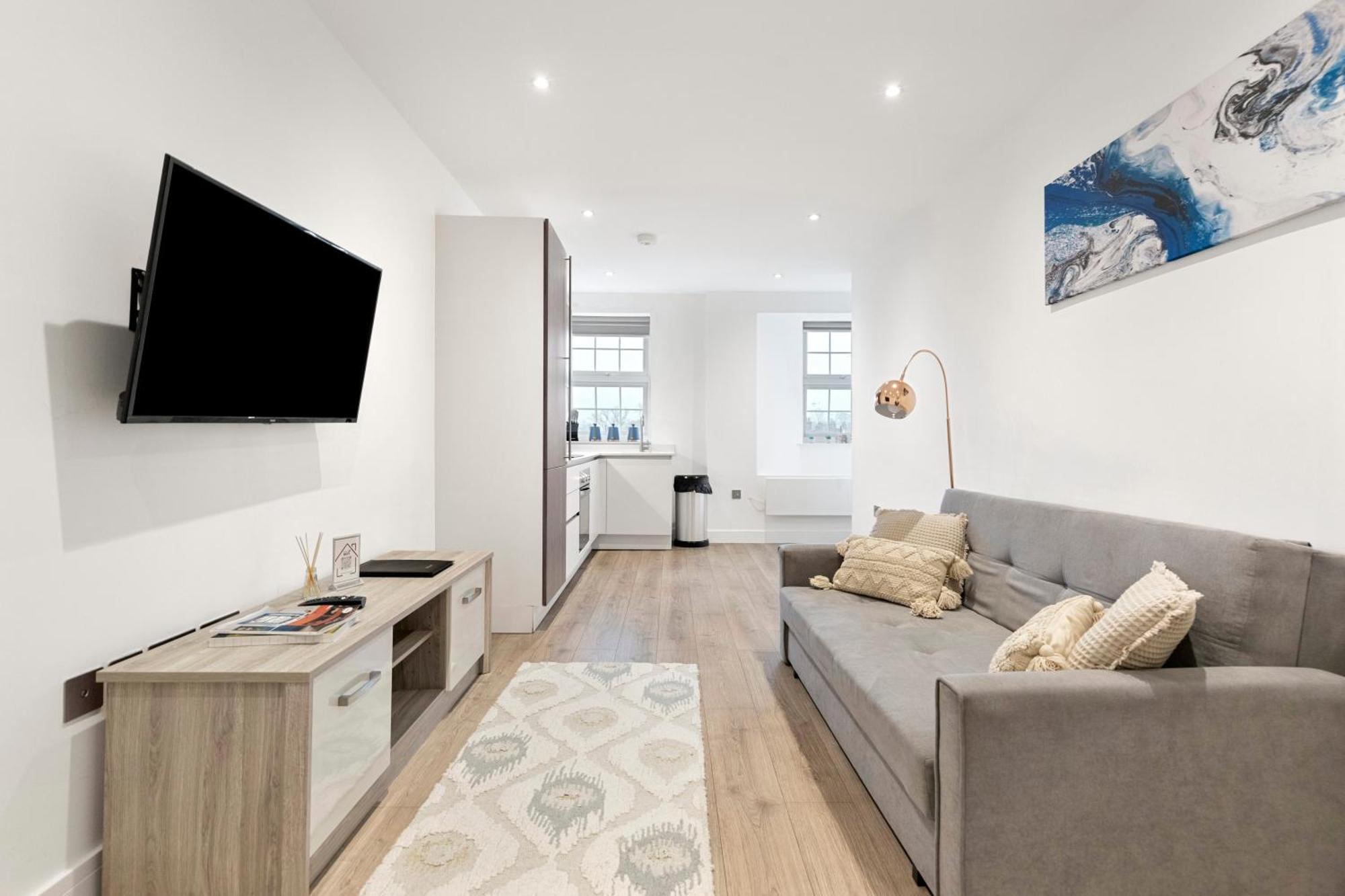 Bright And Spacious Apartment - Excellent Location 런던 외부 사진