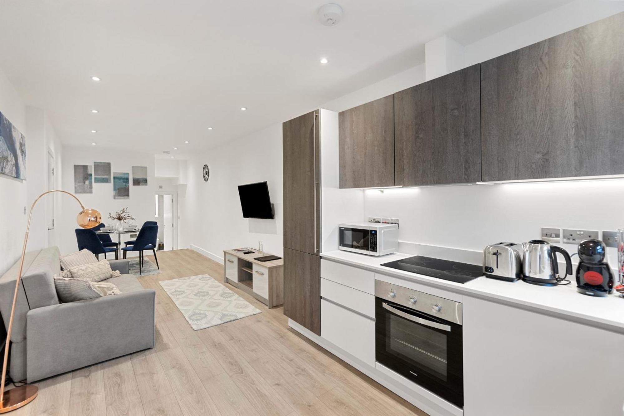 Bright And Spacious Apartment - Excellent Location 런던 외부 사진
